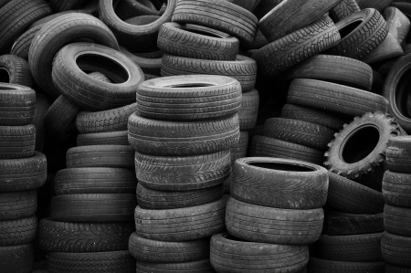 В ХМАО начнут производство дизтоплива из старых шин и пластиковых отходов
