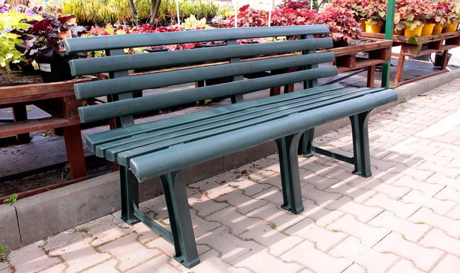 В Ингушетии в зонах отдыха установят скамейки из переработанного пластика