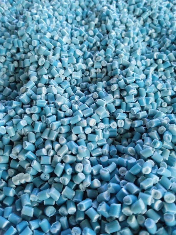 Продать - Продам светло-серый (голубой) вторичный Полипропилен в гранулах